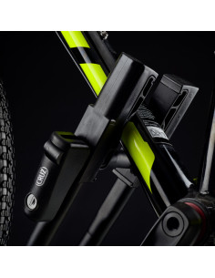 CRUZ Race Dark 2